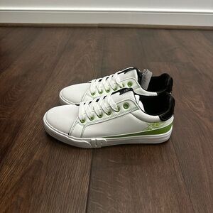 Ground Up Grogu Mesh Court Sneakers